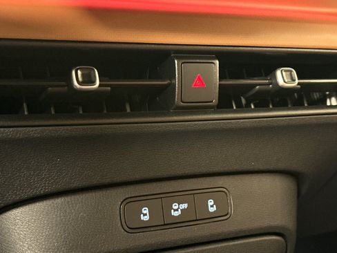 New 2025 Volkswagen ID. Buzz Pro S image 20