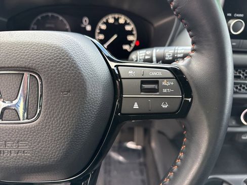 Certified 2025 Honda HR-V Sport image 12
