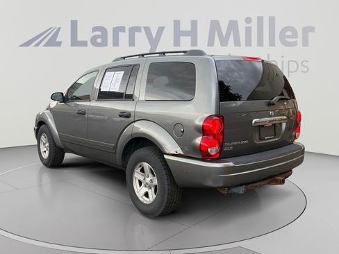 Used 2005 Dodge Durango SLT w/ Interior Convenience Group AWD/4WD image 3