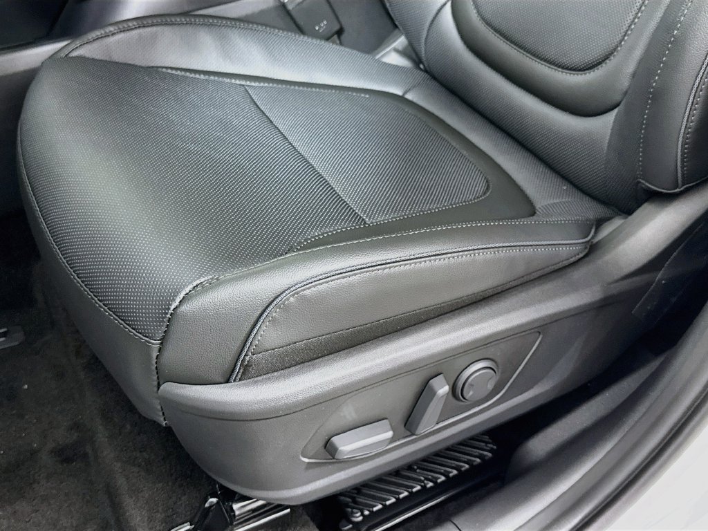 New 2026 Hyundai Tucson Limited AWD/4WD image 16