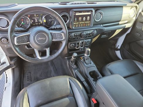 Used 2023 Jeep Wrangler Unlimited Sahara w/ Cold Weather Group image 24