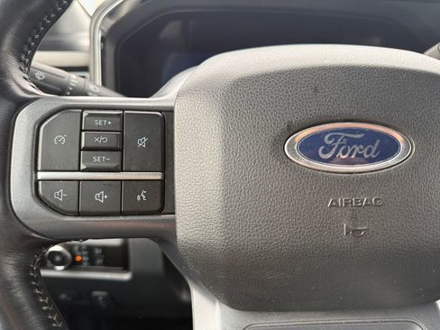 Used 2023 Ford F250 Lariat w/ Chrome Package image 25