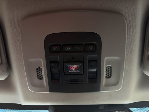 Used 2018 Toyota Camry XLE w/ Audio Package FWD image 27