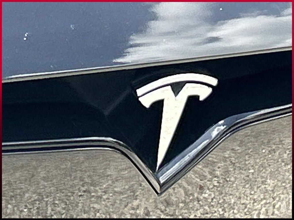 Used 2024 Tesla Model X AWD/4WD image 10