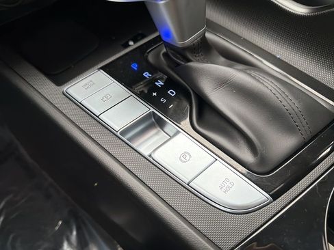 Used 2024 Hyundai Elantra SEL w/ Convenience Package image 32