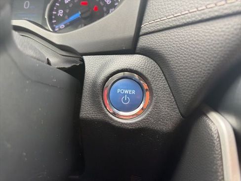 Used 2020 Toyota RAV4 XLE w/ Convenience Package AWD/4WD image 25