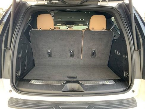 Used 2024 Chevrolet Tahoe Premier image 13