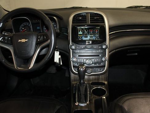 Used 2016 Chevrolet Malibu LTZ image 12