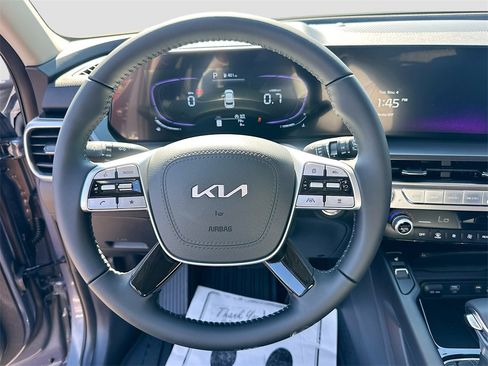 New 2025 Kia Telluride S image 11