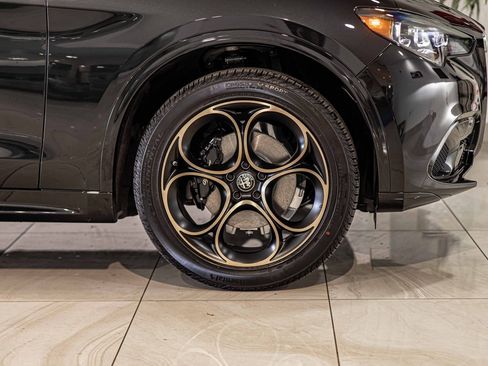 New 2025 Alfa Romeo Stelvio Sprint image 10