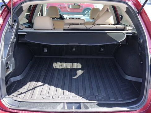 Used 2019 Subaru Outback 2.5i Limited AWD/4WD image 23