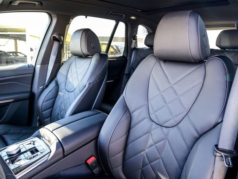 New 2026 BMW X5 xDrive50e w/ Executive Package image 20