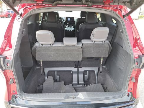 Used 2021 Toyota Sienna XSE image 6