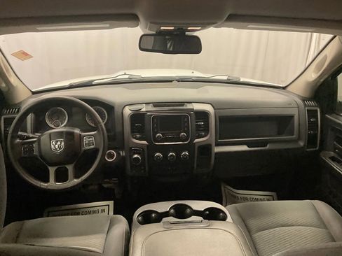 Used 2015 RAM 1500 Express AWD/4WD image 32