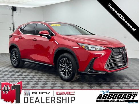 Used 2025 Lexus NX 250 FWD w/ Towing Package (2000 Lbs) image 1