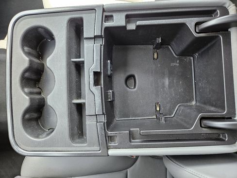 Used 2015 Chevrolet Silverado 3500 W/T image 44