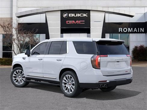 New 2026 GMC Yukon Denali w/ Sun & Power Step Package image 3