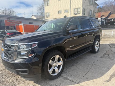 Used 2016 Chevrolet Tahoe LT image 19