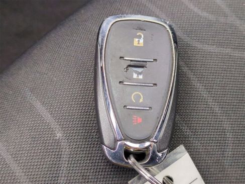 Used 2022 Chevrolet Trax LT w/ Driver Confidence Package image 33