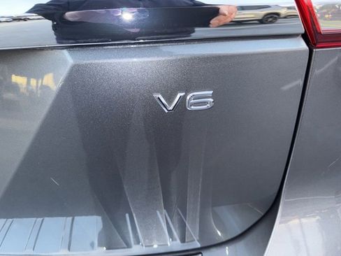 Used 2019 Volkswagen Atlas SEL R-Line image 18