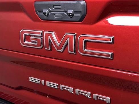 New 2026 GMC Sierra 2500 AT4 w/ AT4 Premium Plus Package AWD/4WD image 32
