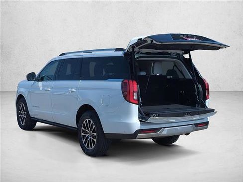 Certified 2025 Ford Expedition Max Platinum AWD/4WD image 8