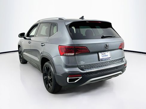 Used 2023 Volkswagen Taos SE FWD image 7