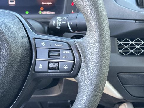 Used 2025 Honda Accord LX image 8
