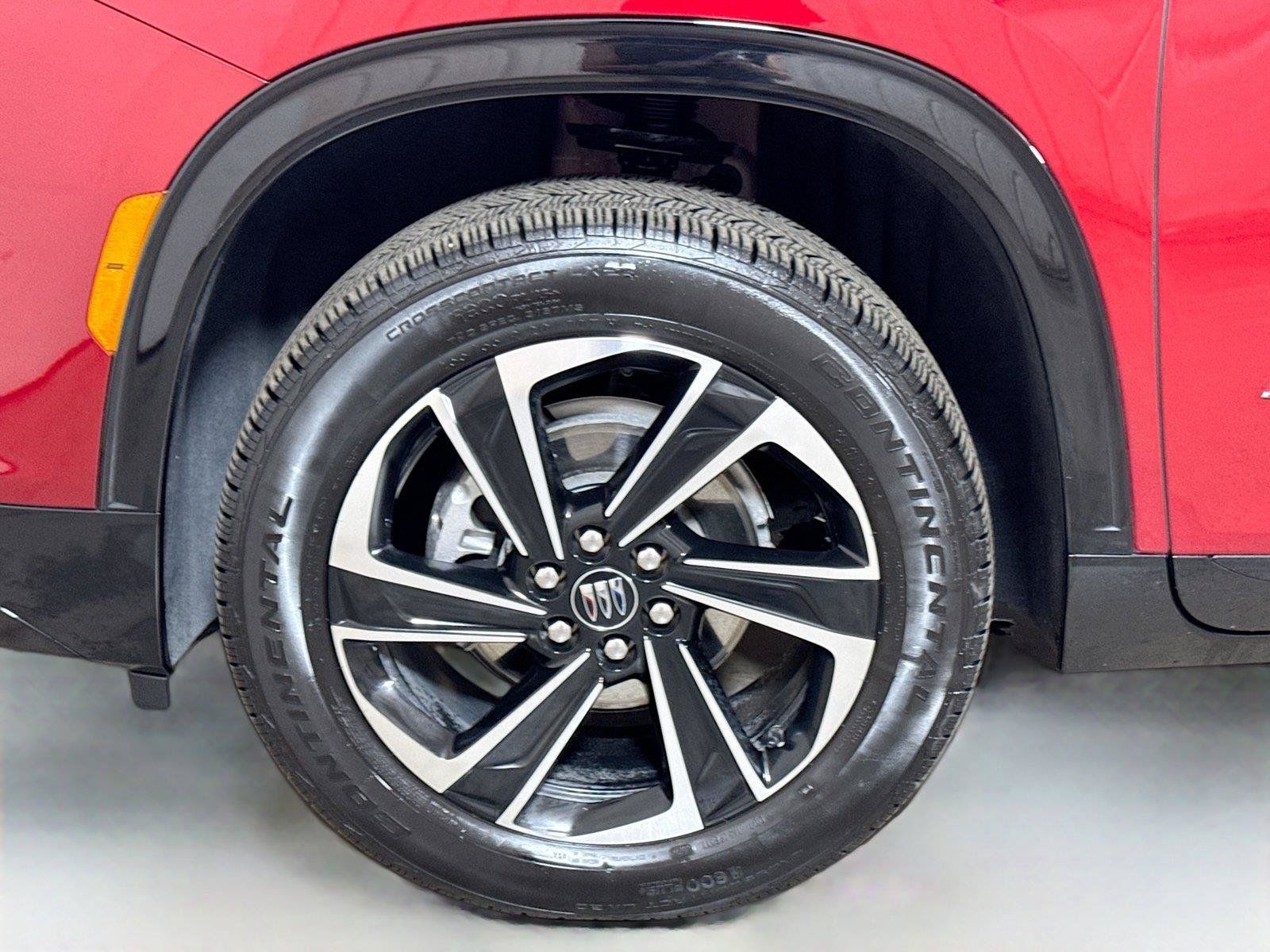 Certified 2026 Buick Enclave Sport Touring FWD image 31