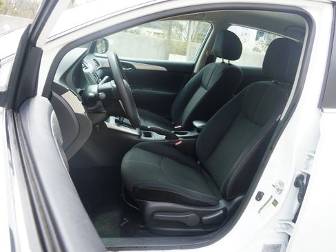 Used 2017 Nissan Sentra S image 28