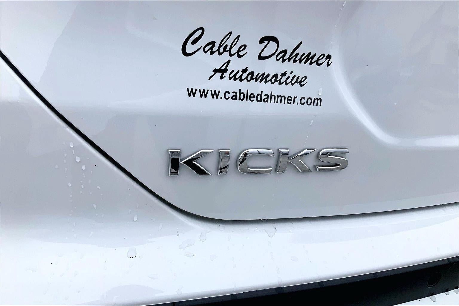Used 2024 Nissan Kicks SV FWD image 8