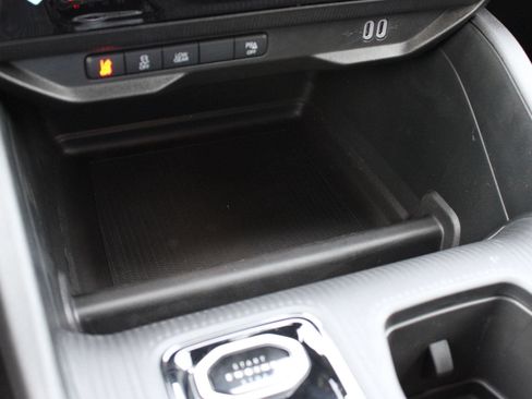 New 2026 Jeep Cherokee Limited AWD/4WD image 38