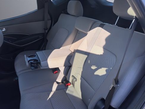 Used 2018 Hyundai Santa Fe Sport image 22