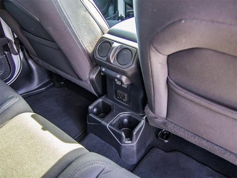 Used 2023 Jeep Gladiator Overland image 22