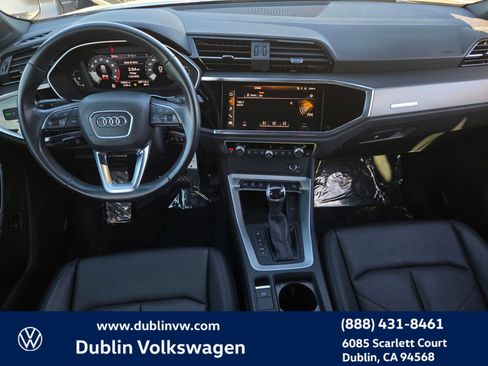 Used 2023 Audi Q3 2.0T Premium image 13