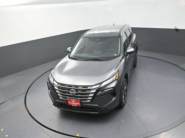 Used 2024 Nissan Rogue SV AWD/4WD image 24