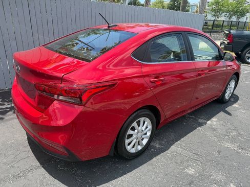 Used 2020 Hyundai Accent SEL FWD image 4