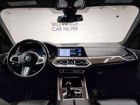 Used 2022 BMW X5 xDrive40i w/ M Sport Package image 3