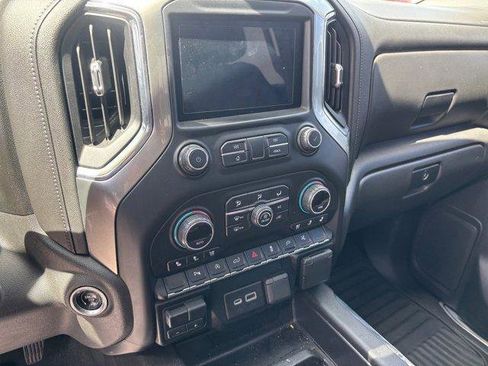 Used 2021 Chevrolet Silverado 1500 LTZ image 9