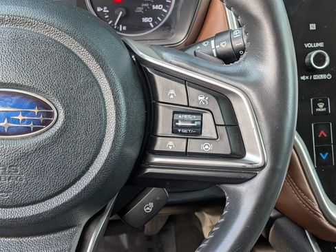 Used 2022 Subaru Outback Touring w/ Popular Package #2 image 16