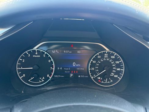 Used 2023 Nissan Murano SV w/ SV Midnight Edition Package FWD image 16