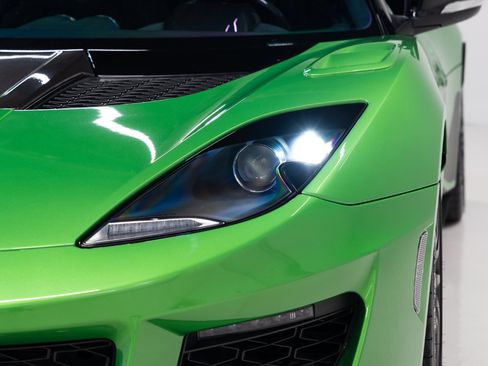 Used 2021 Lotus Evora image 11