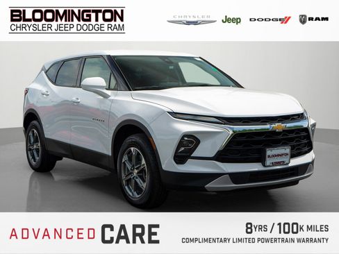 Used 2025 Chevrolet Blazer LT AWD/4WD image 1