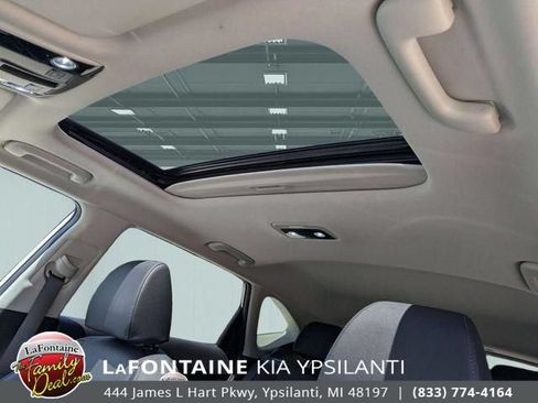 Certified 2024 Kia Seltos EX AWD/4WD image 13