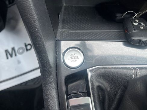 Used 2024 Volkswagen Tiguan SE R-Line image 30