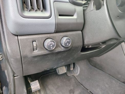 Used 2019 Chevrolet Colorado Z71 image 25