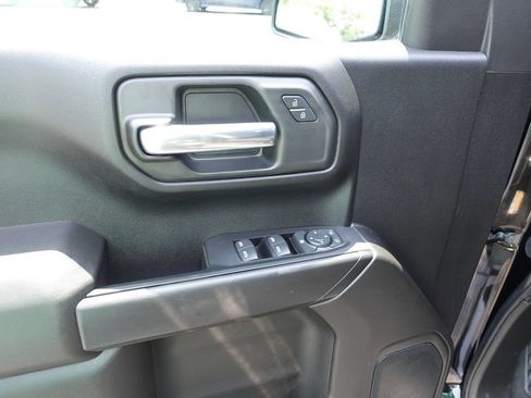 Used 2024 Chevrolet Silverado 1500 Custom AWD/4WD image 17