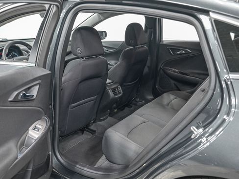 Used 2017 Chevrolet Malibu LT image 25