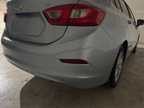 Used 2017 Chevrolet Cruze LT w/ Convenience Package image 20