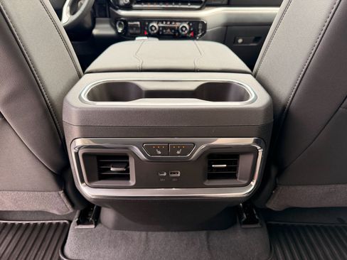 New 2026 Chevrolet Silverado 1500 LTZ w/ LTZ Premium Package AWD/4WD image 21